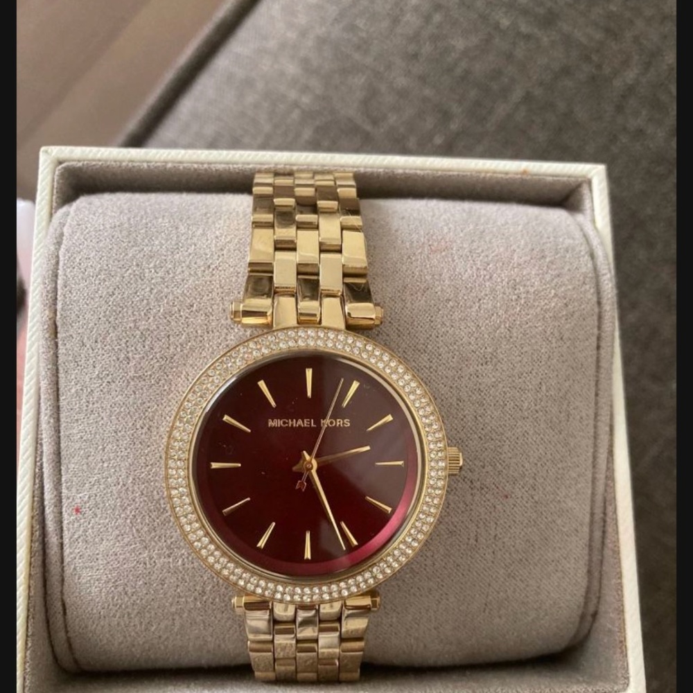 MK watch